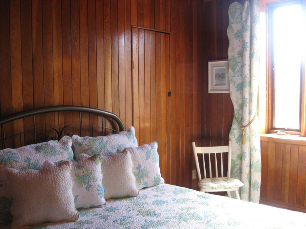 Gite Au Vieux Pommier Tadoussac Buitenkant foto