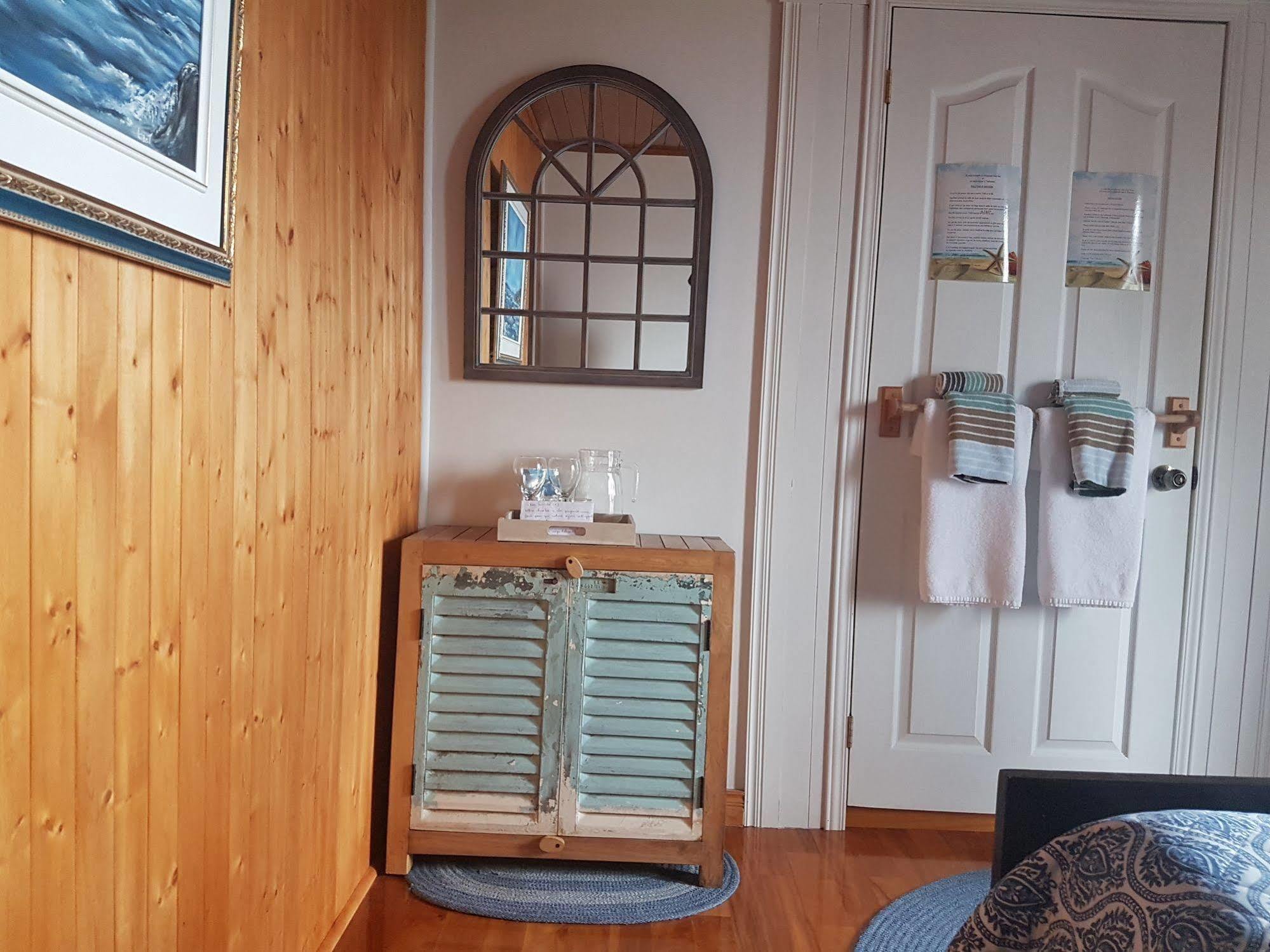 Gite Au Vieux Pommier Tadoussac Buitenkant foto
